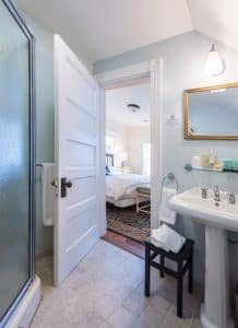 Rooms & Rates | The Island Inn - Monhegan Island