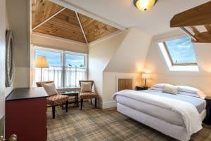 Rooms & Rates | The Island Inn - Monhegan Island