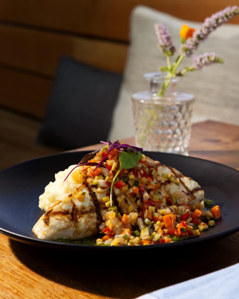 Dining | The Island Inn - Monhegan Island
